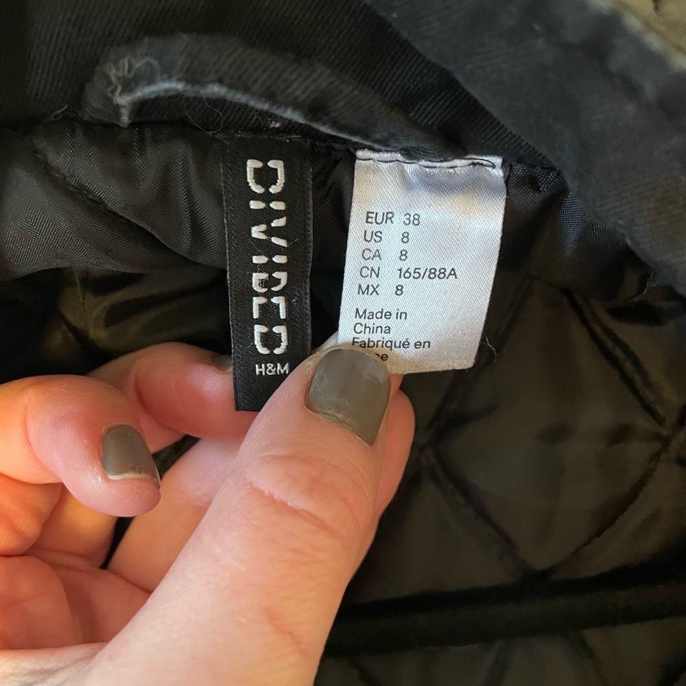 H&M Divided | Black Padded Parka Jacket with Hood | Size 8 - Picture 10 of 12